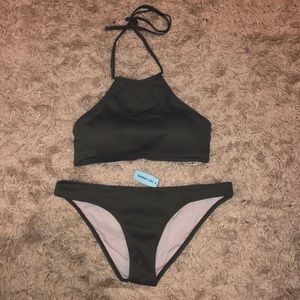 High neck bikini
